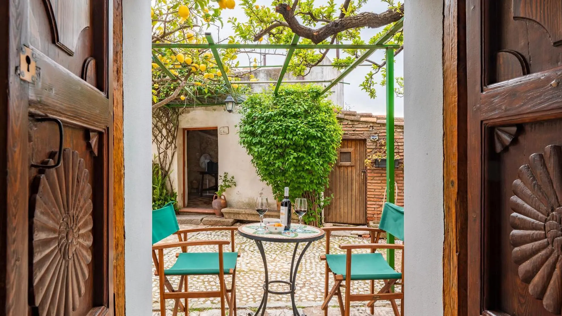 Il Borgo - Casa Ottocentesca Villa Baunei Tatil Evi